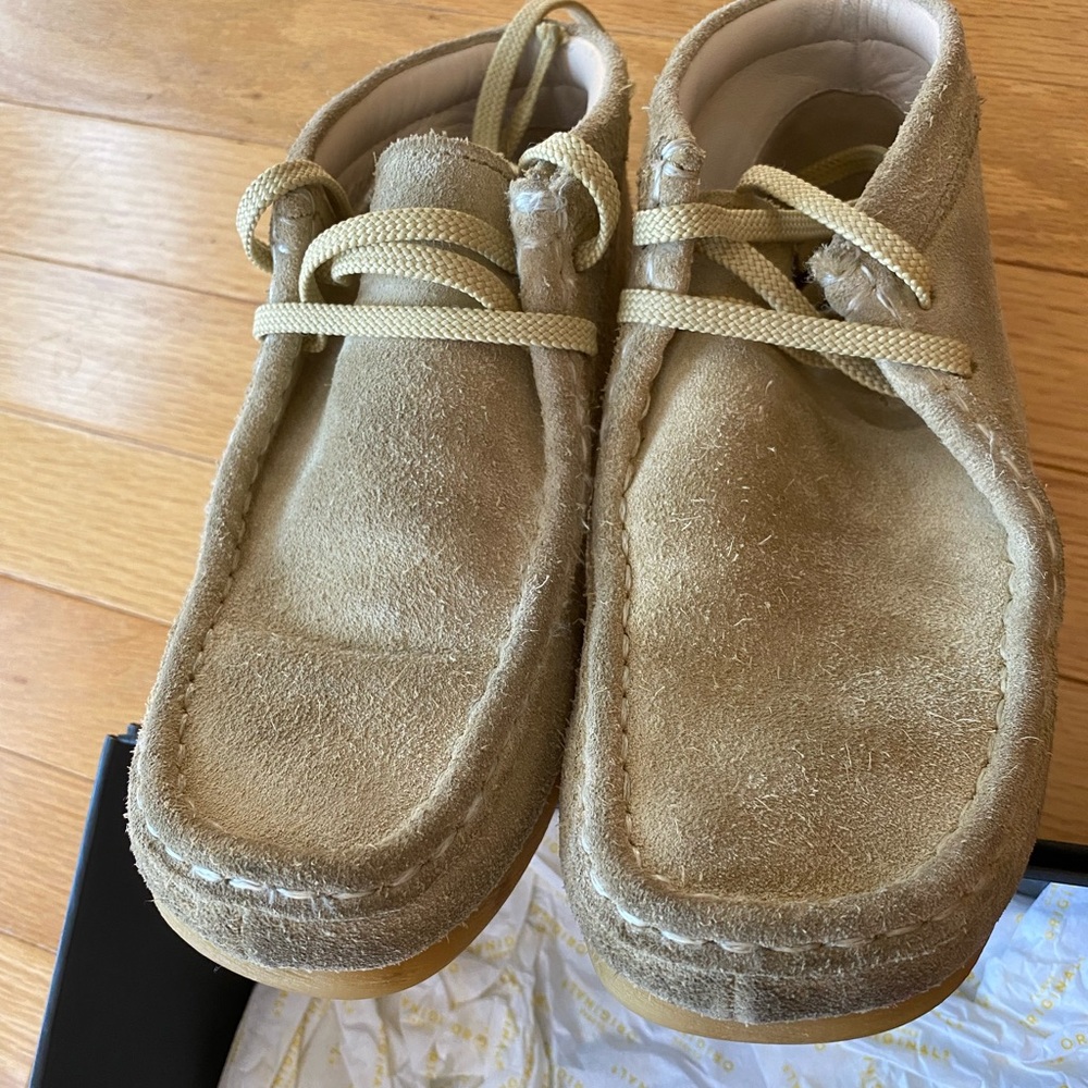 Original Clark’s Wallabees size 3 youth
